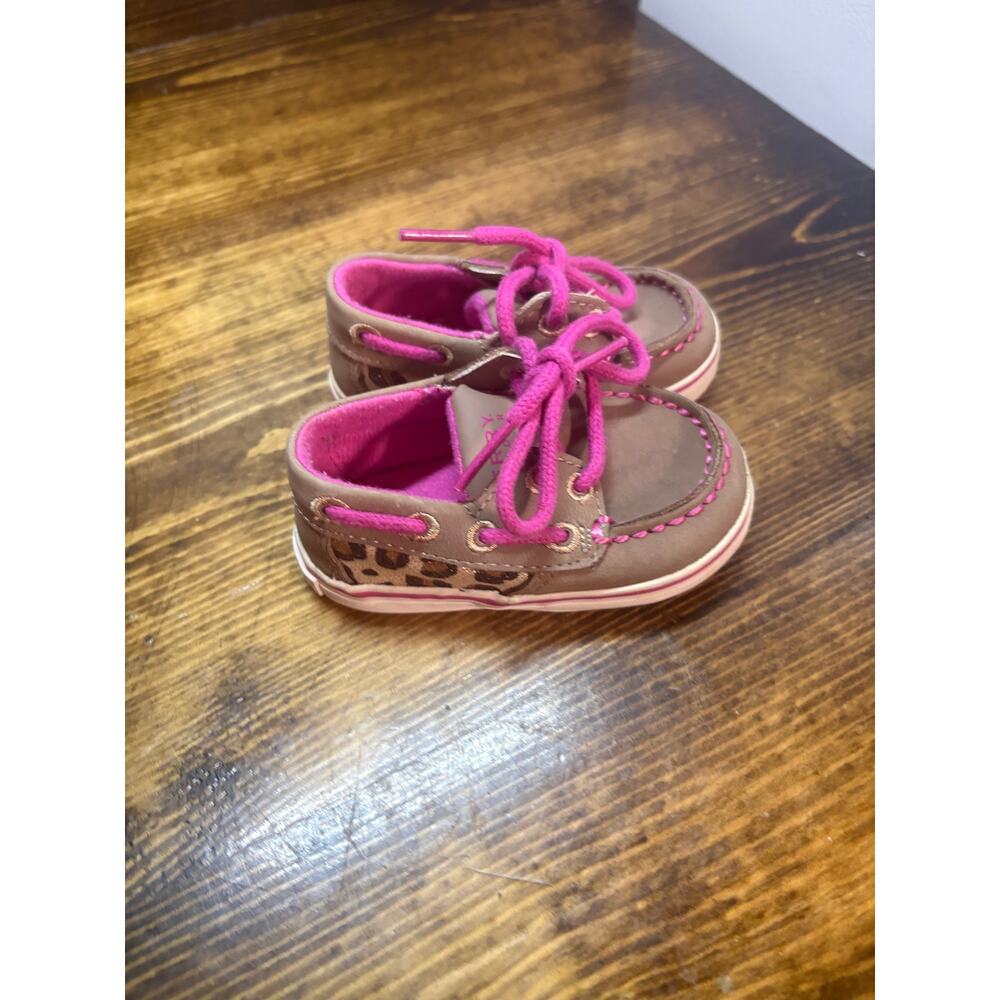 Sperry Topsiders Tan Leopard Print Loafers Size 2M